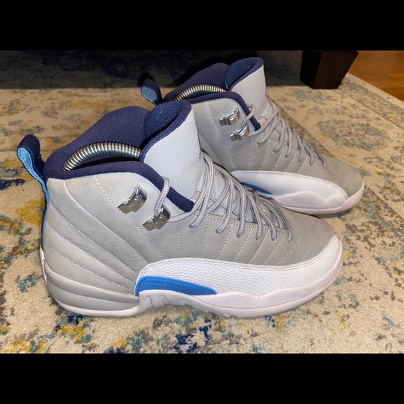 Jordan 12 Retro ‘Grey University Blue’ 7Y=Wmns 8.5 - Picture 3 of 15